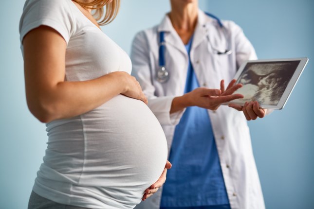 Что может включать в себя программа ведения беременности и как выбирать «своего» врача