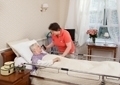 Особенности ухода за больными старческой деменцией в специализированных пансионатах и геронтологических центрах