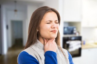 Воспаление горла: как можно снять болезненные ощущения