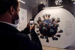 Минздрав России и Политехнический музей приглашают на выставку «Жизнь с вирусами»